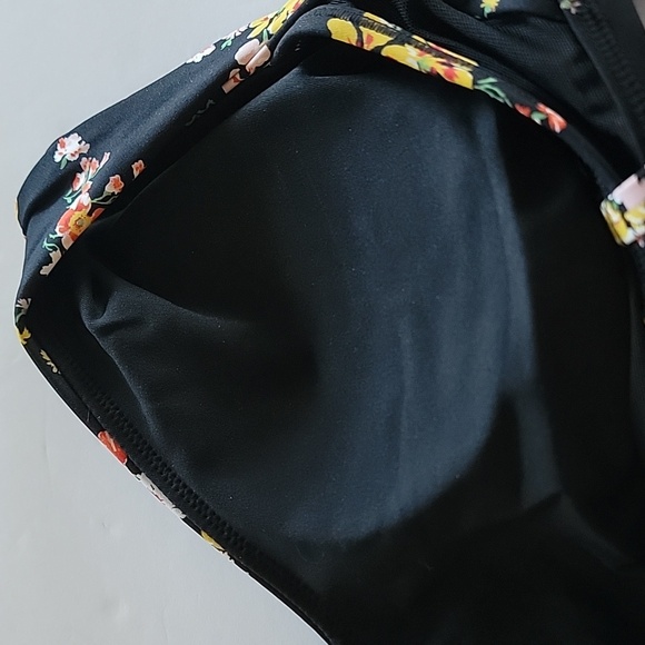 Offline by aerie NWT black floral sports bra size large - Picture 6 of 7